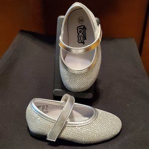 3 FOR $25  Teeny Toes silver sparkle infant shoes size 3w
